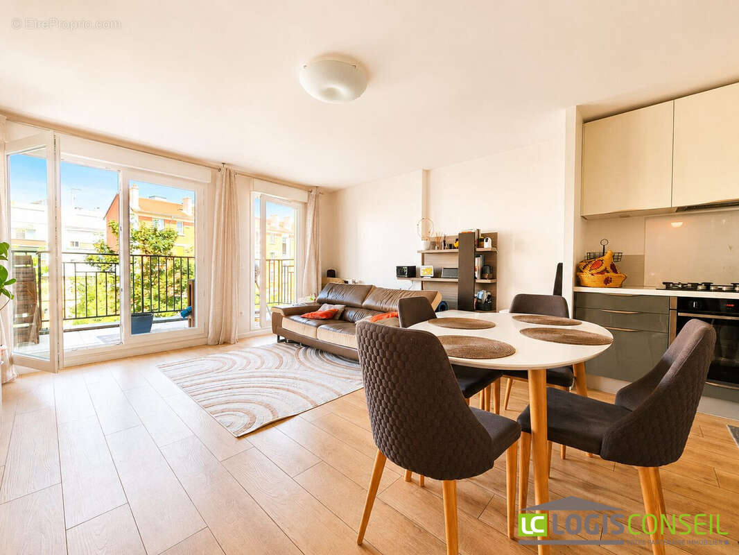 Appartement 62 m² à Clamart  - photo 2