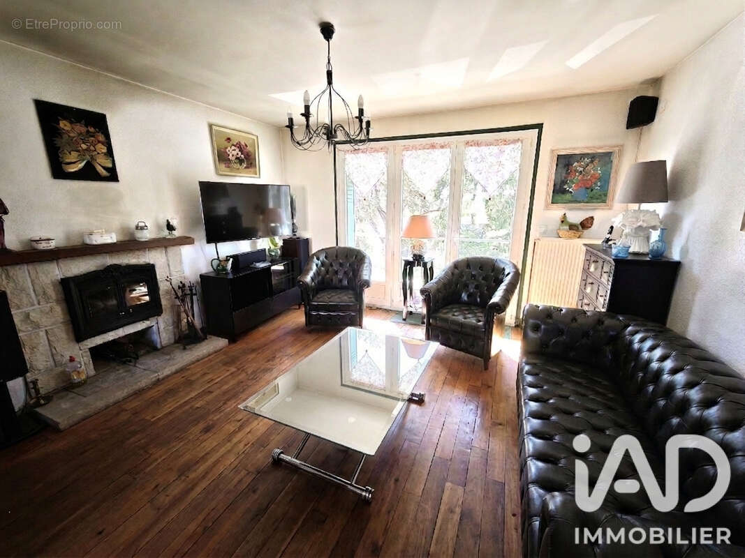 Maison 95 m² à Nevoy  - photo 2