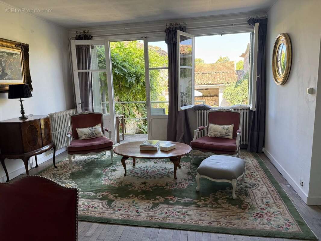 Maison de village avec 3 chambres - photo 6