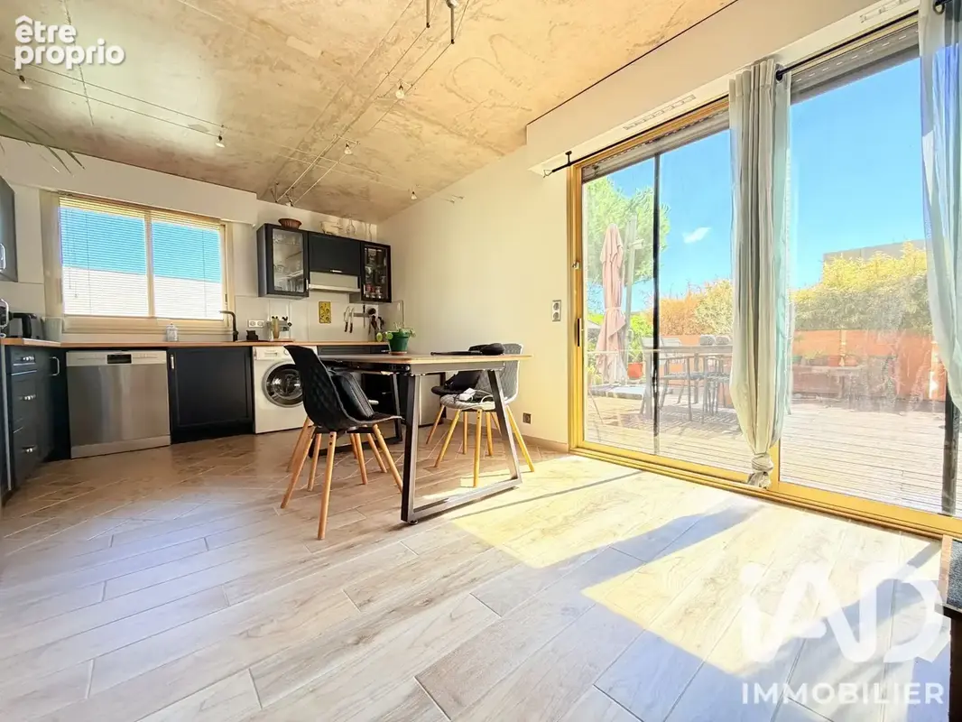 Photo 1 - Appartement à SAINT-LAURENT-DU-VAR