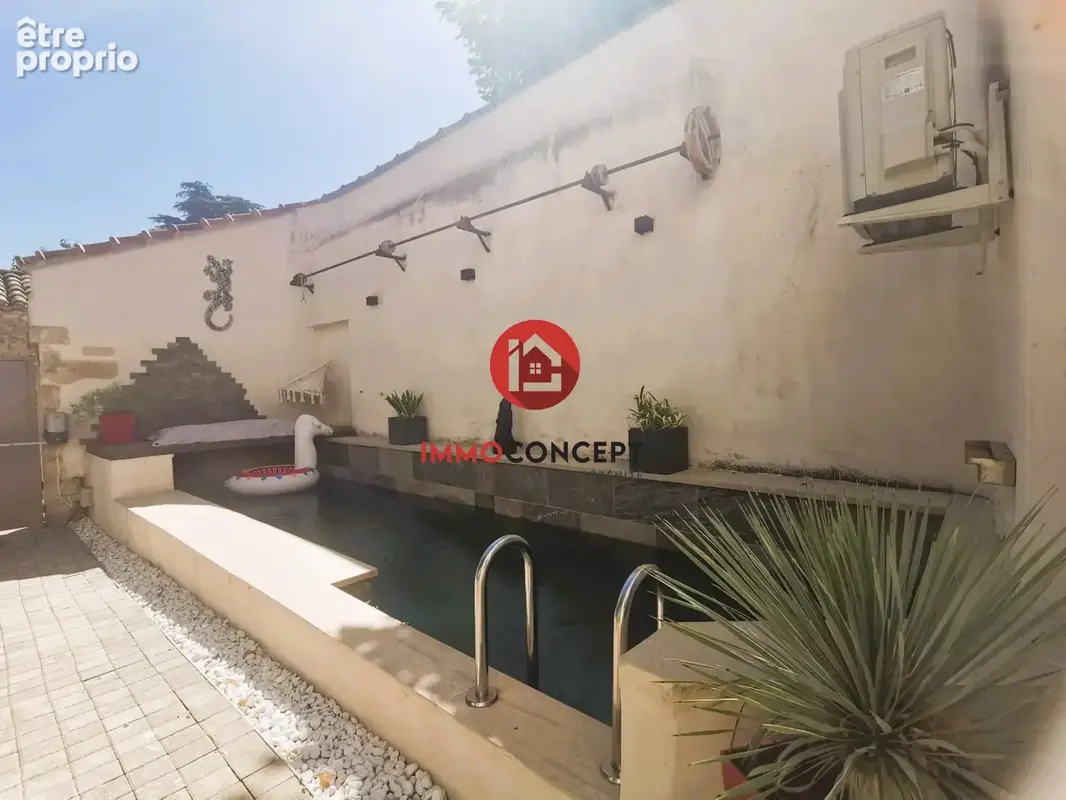 Maison 151 m² à Saint-Paul-Les-Fonts  - photo 2