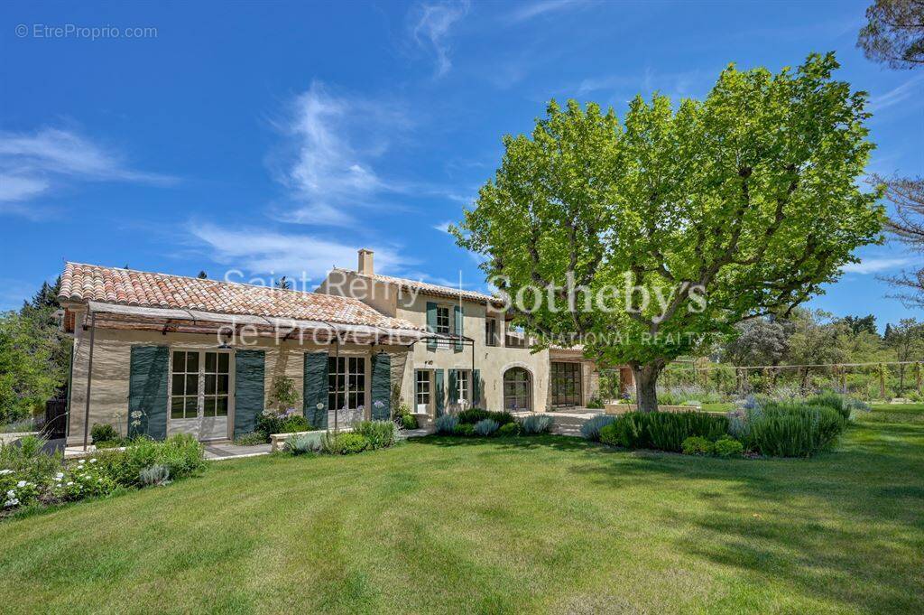 Maison à EYGALIERES