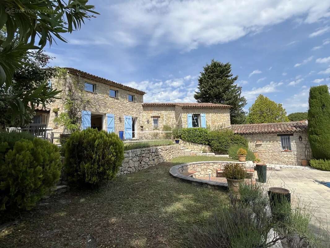 Maison à SAINT-PAUL-EN-FORET