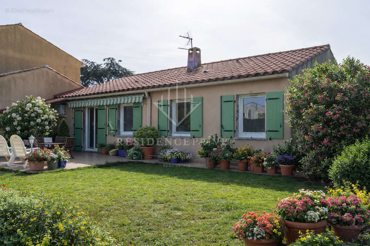 Maison à HYERES