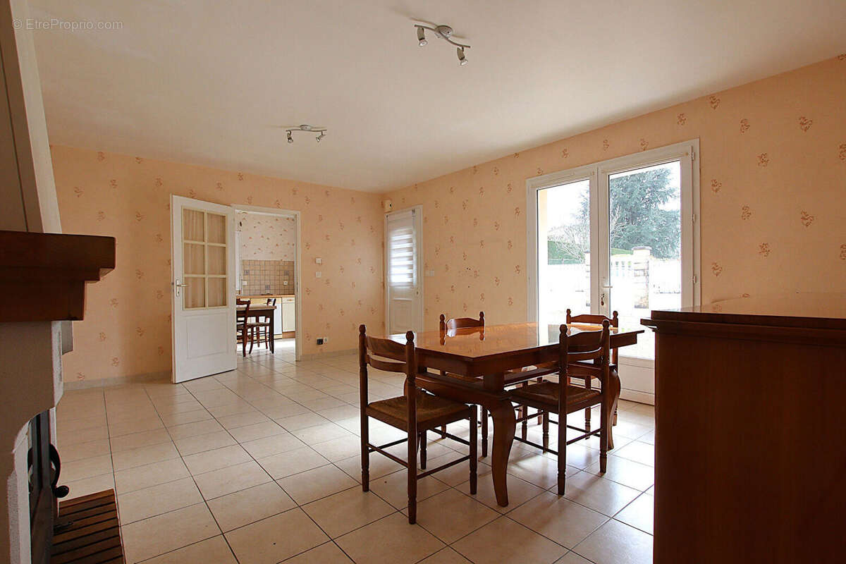 Maison à MOUGON