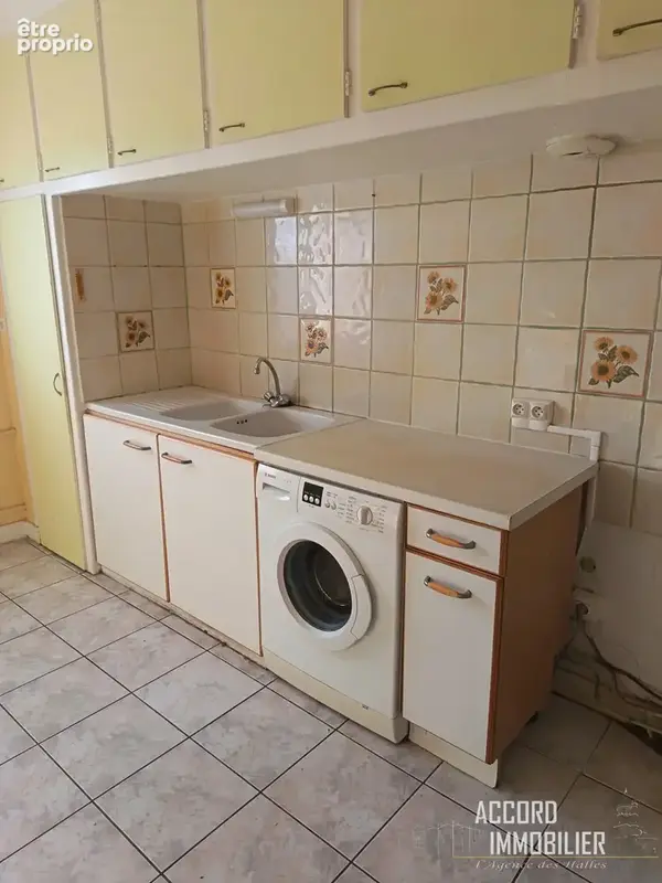 Appartement t3 - 89.51m2 + cave- beziers centre ville - photo 4