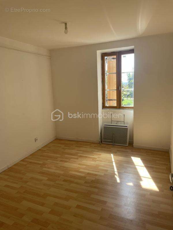 Maison de 2 appartements avec terrain - photo 6