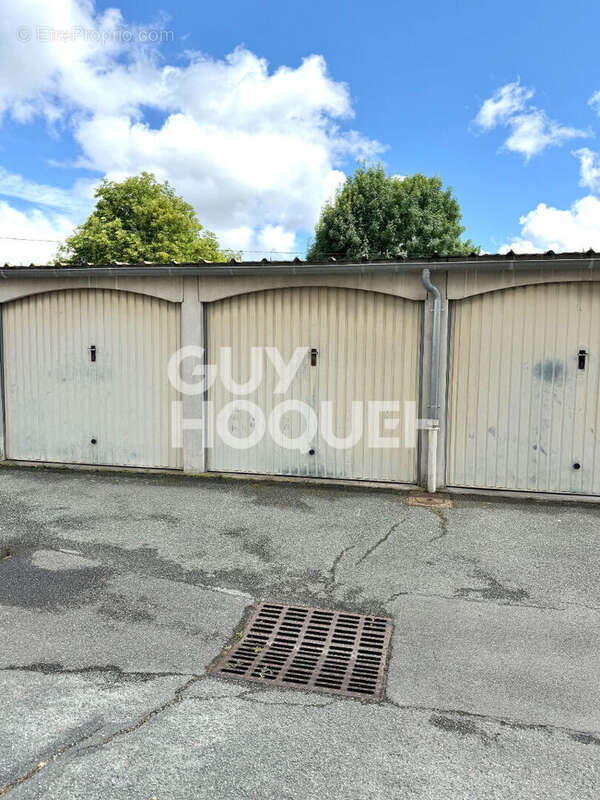Appartement à LE COUDRAY-MONTCEAUX
