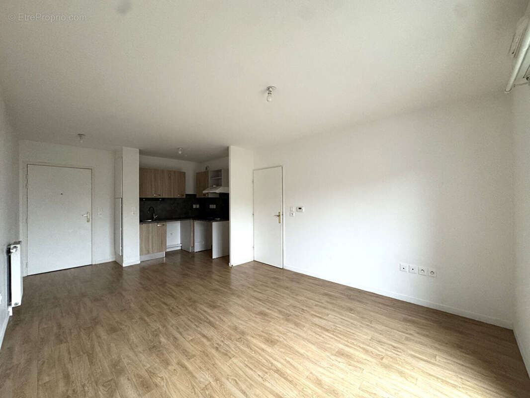 Appartement à DAMMARIE-LES-LYS