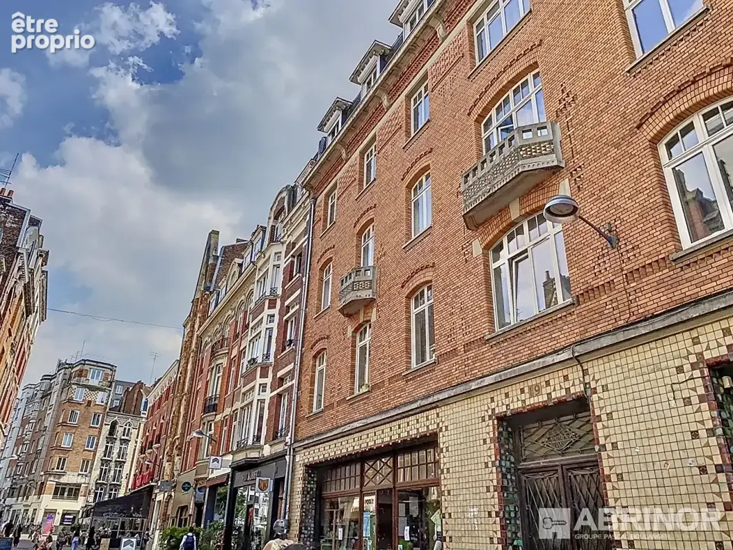 Lille entre grand'place et republique - vendu loué - appartement de caractère de 75 m² - photo 2