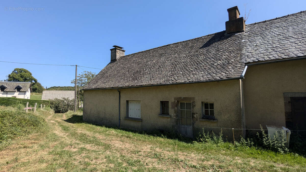 Maison à MENOIRE