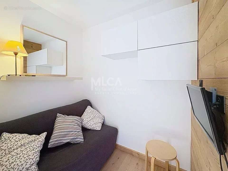Appartement à SAINT-ETIENNE-DE-TINEE