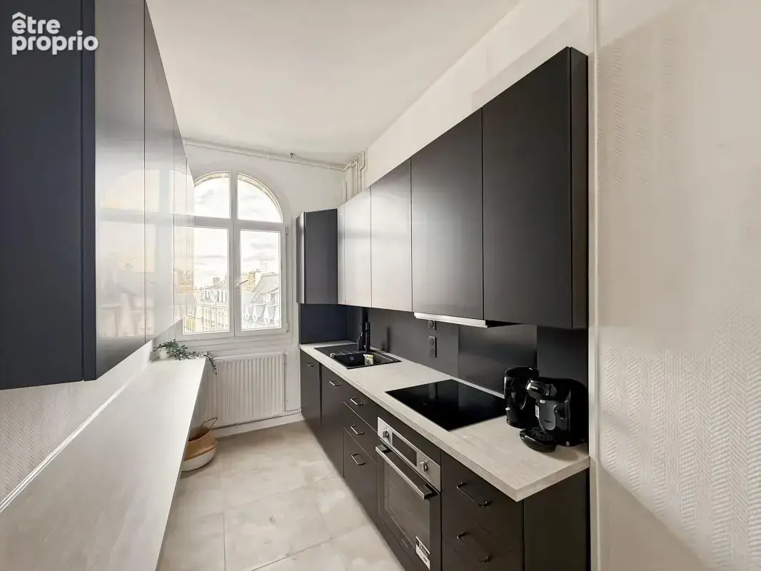 Appartement À Vendre Hyper Centre de Reims - photo 5