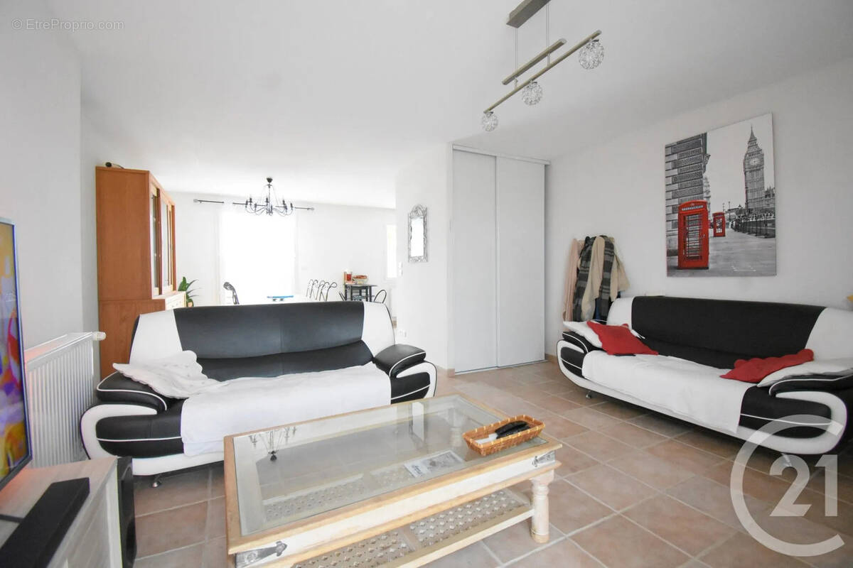 Maison à BELLERIVE-SUR-ALLIER