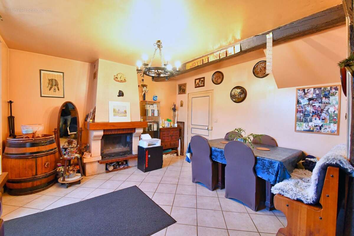 Maison à SAINT-THIBAULT