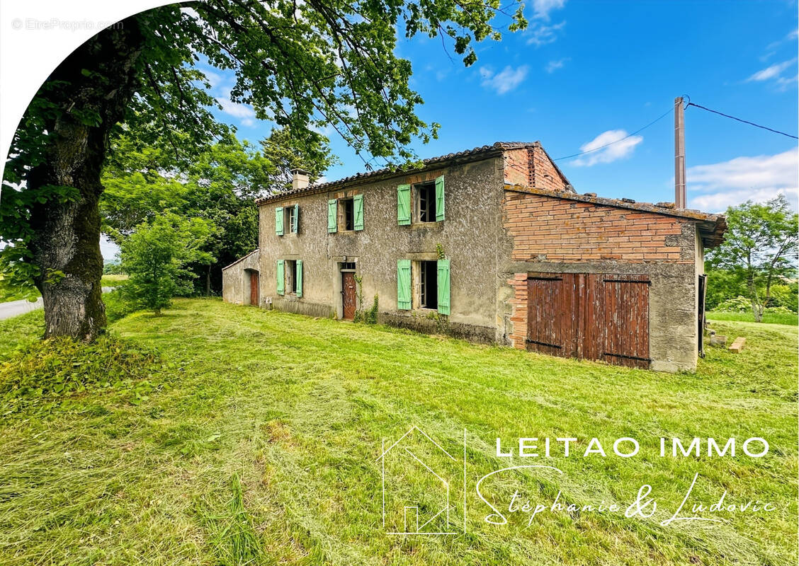 Maison à LACROISILLE