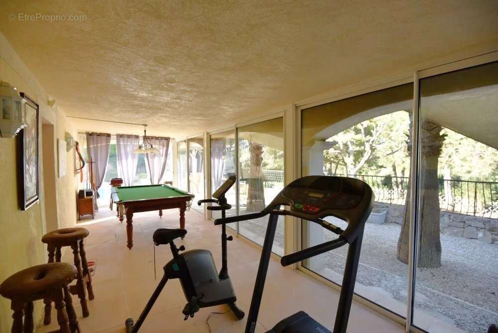 Maison à LES ADRETS-DE-L&#039;ESTEREL