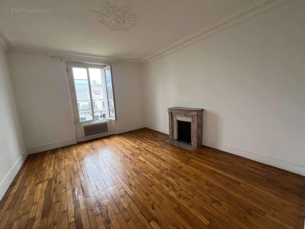 Appartement à CHELLES