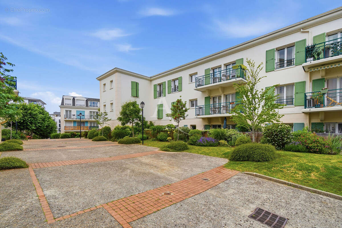 Appartement à RUEIL-MALMAISON