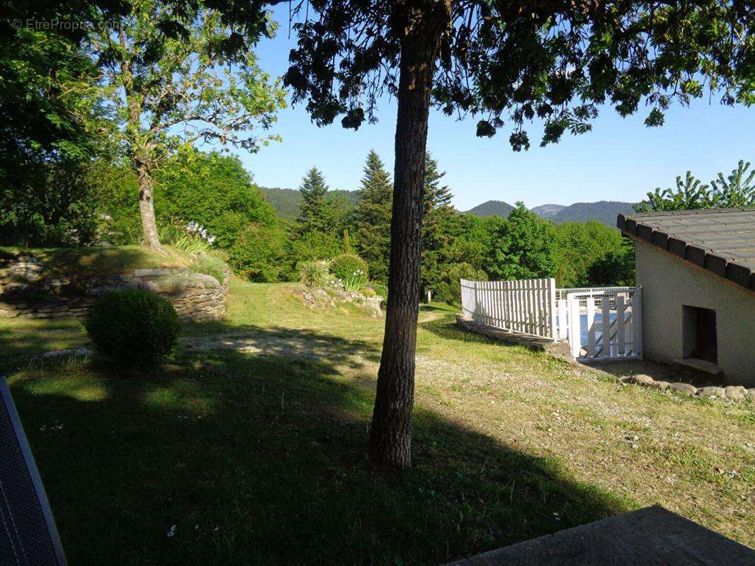 Maison à LE PERTUIS