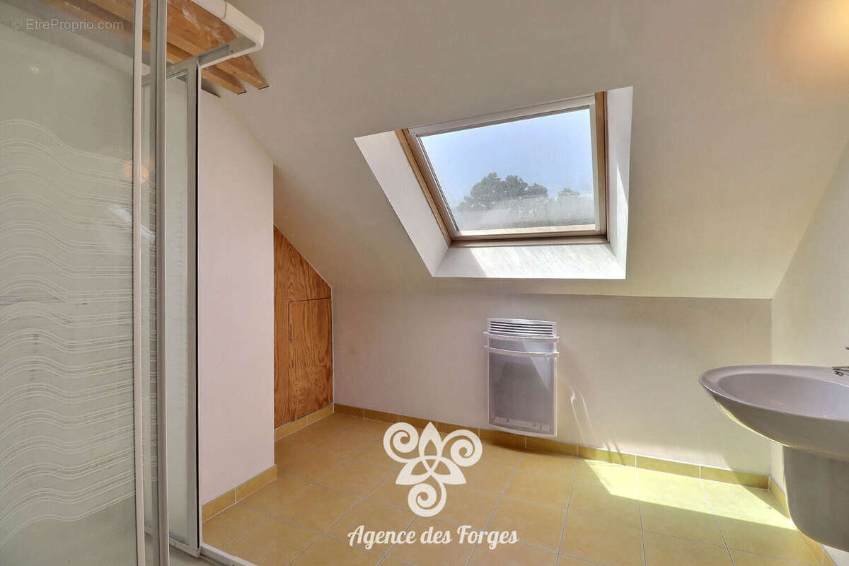 Maison d'architecte de 291m² - 6 chambres - avec piscine intérieure & spa - Carquefou - photo 18