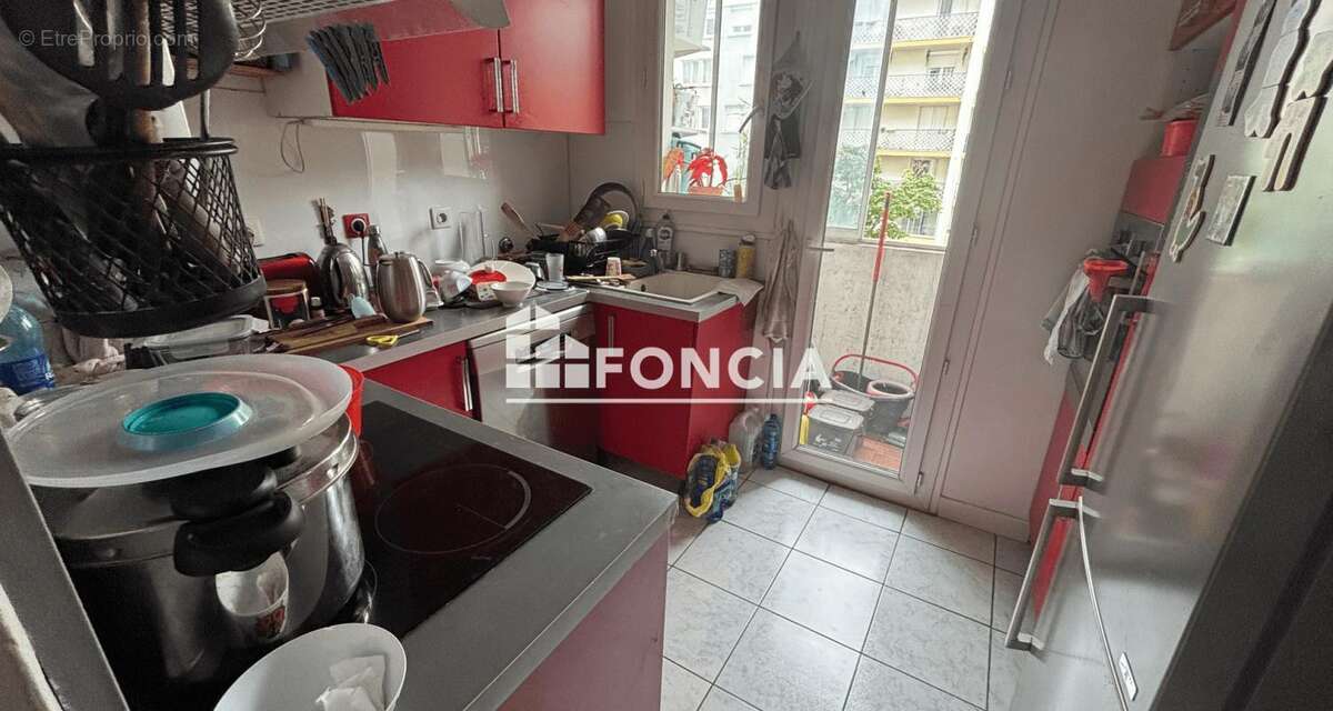 RANGUEIL FACULTES : T4 avec balcon, cave et garage - photo 2