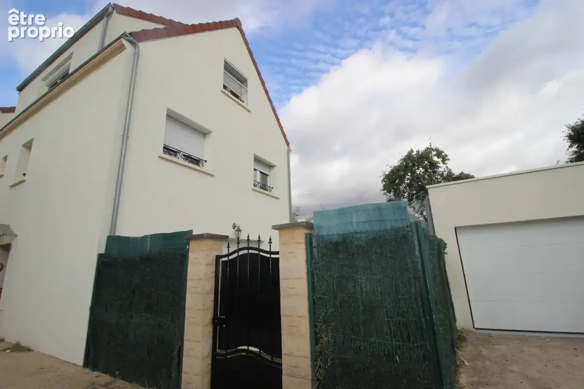 Maison à LIMEIL-BREVANNES