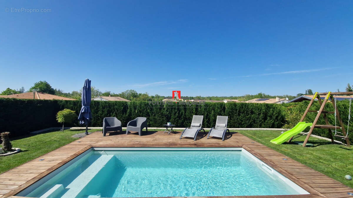 Maison à CUBZAC-LES-PONTS