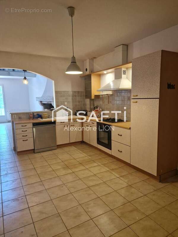 Maison 145 m² à Sansais  - photo 4