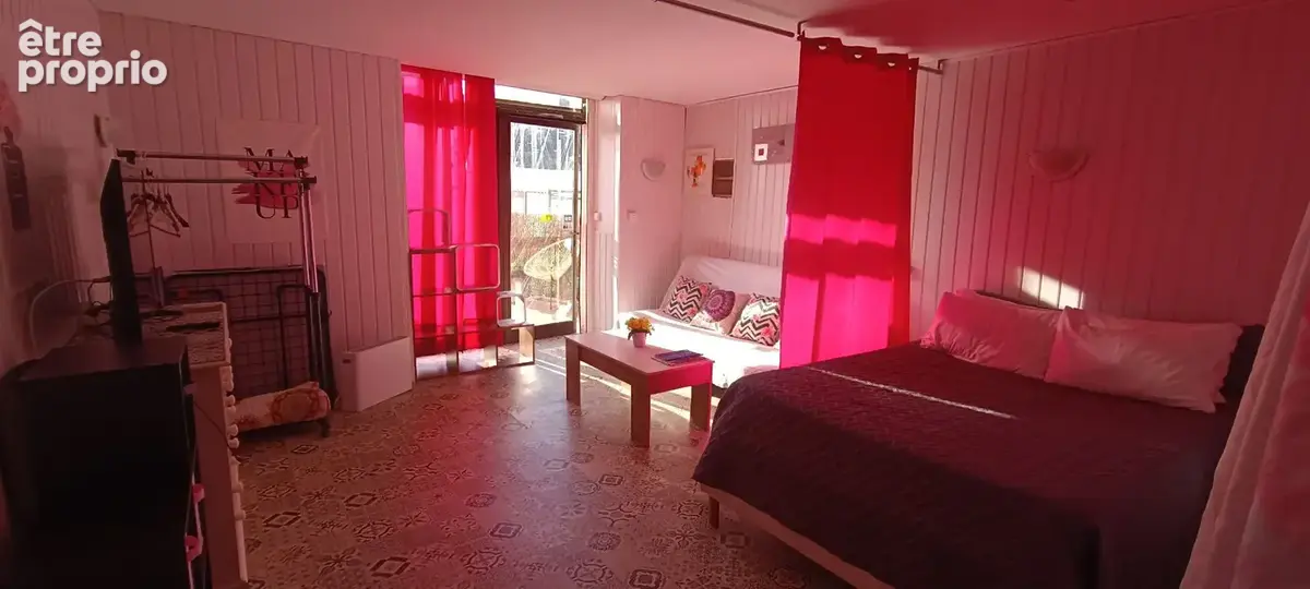 ** Vue Mer - Sur le Port ** Maison de Village avec Terrasse & Jardin ** (83430) SAINT MANDRIER SUR MER **ce(s) 164.47 m2 - photo 13
