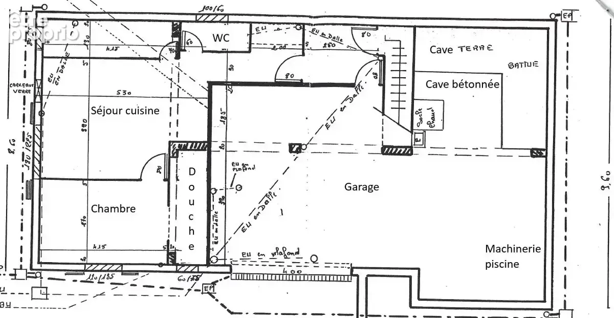 Maison familialle avec piscine et beau terrain arboré à Ecully - photo 26