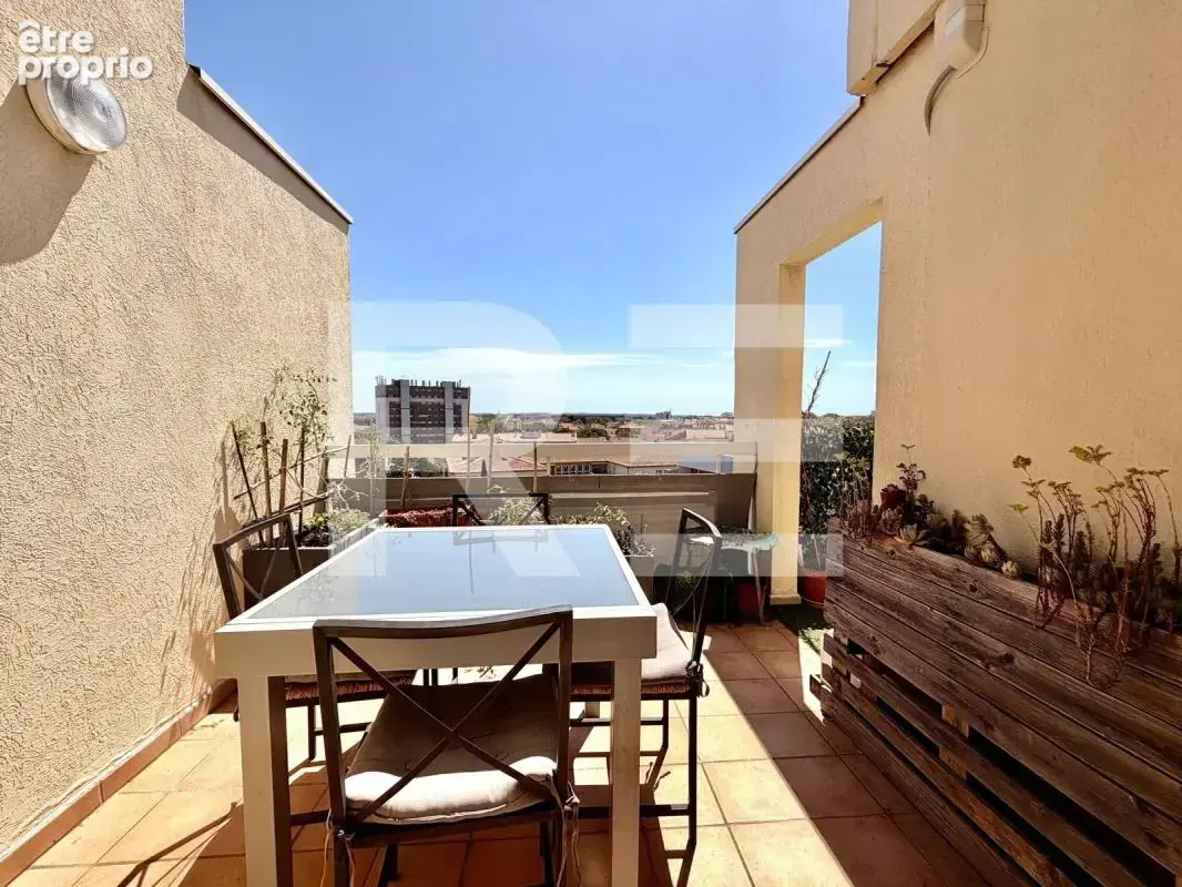 Appartement de type P4 avec terrasse, cave, parking et garage à Nîmes - photo 9
