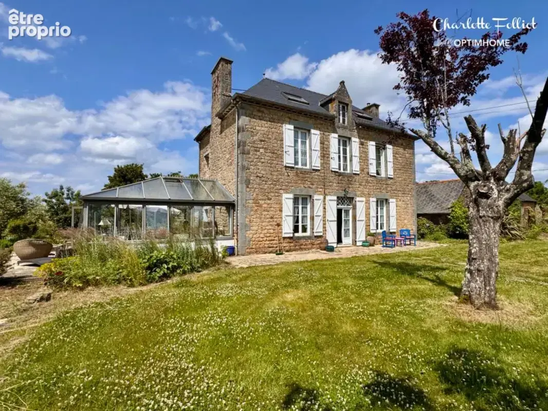 Maison de maître – Plus de 210 m² habitables – Évran - photo 2