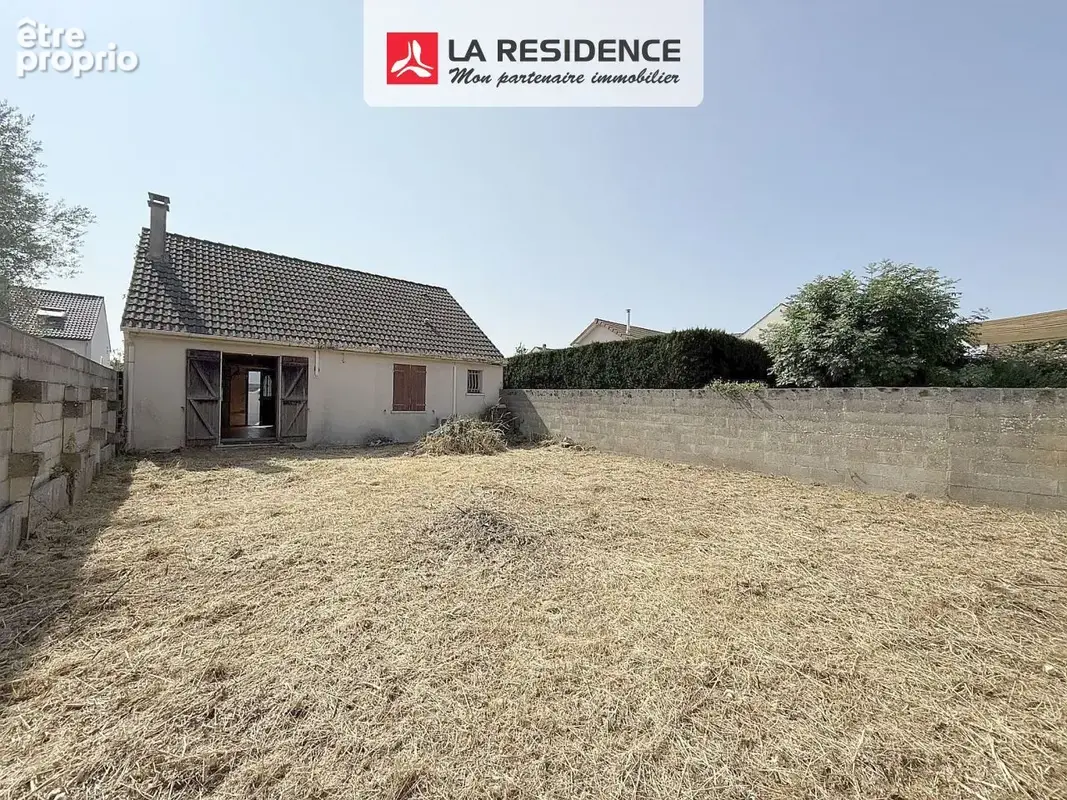 Maison 101 m² à La Verriere  - photo 1