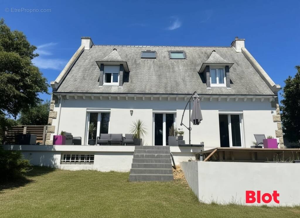 Maison 168 m² à Saint-Meloir-Des-Ondes  - photo 3