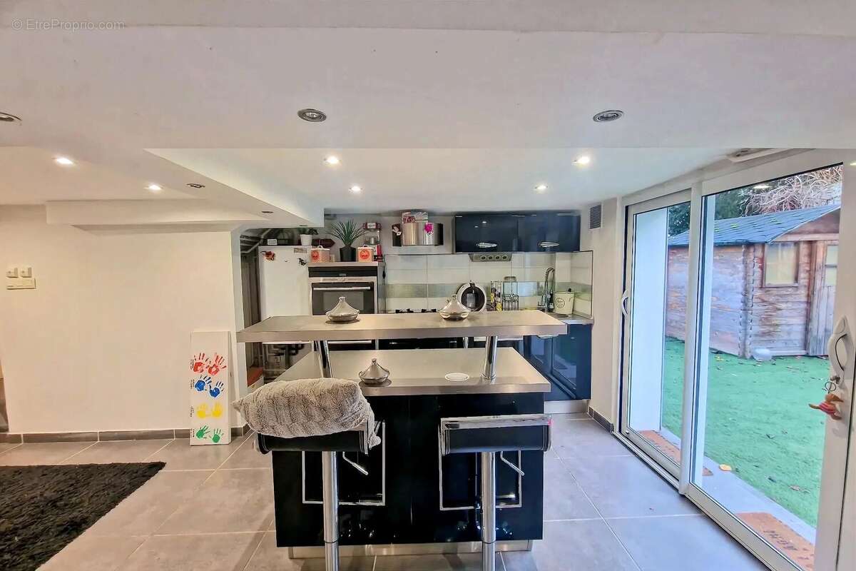 Maison à VILLEMOMBLE