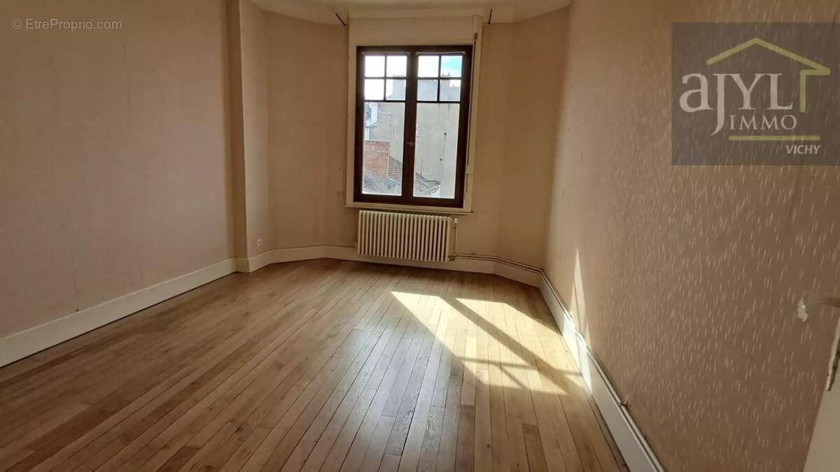 Appartement à VICHY