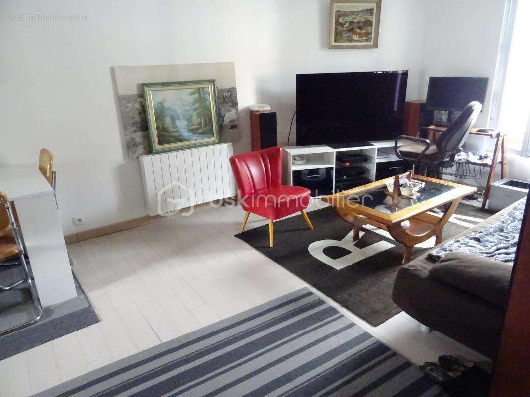 Appartement deux pièces, avec tout le charme d'une maison en plus! - photo 4