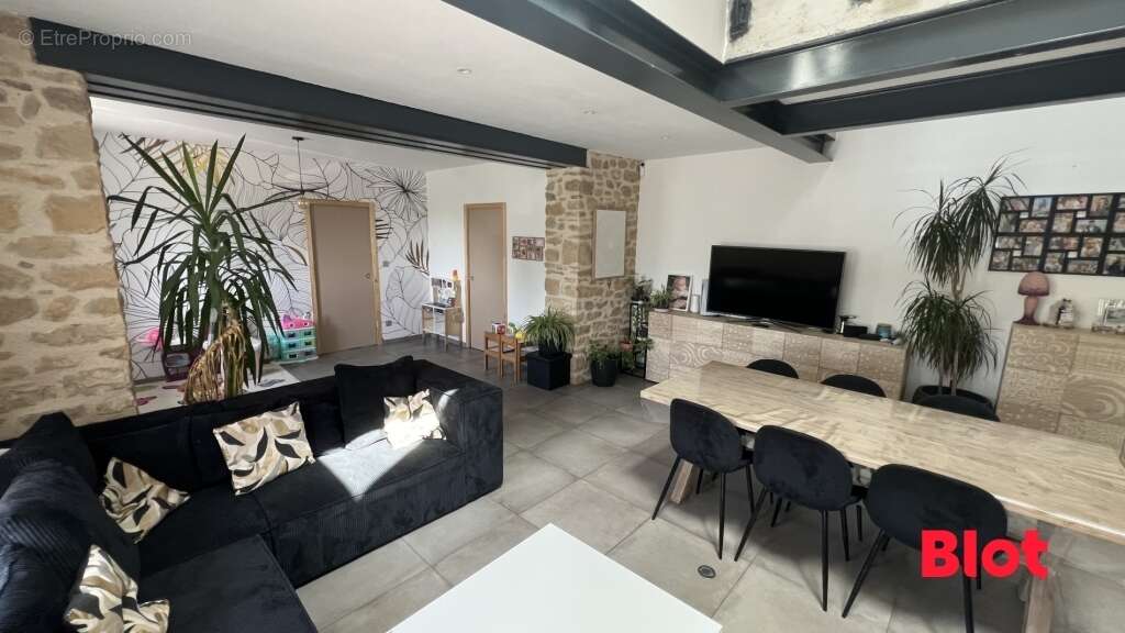 Maison à LIFFRE