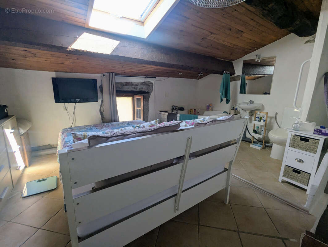 Maison de village avec cour   Charme authentique   La Caunette - photo 7