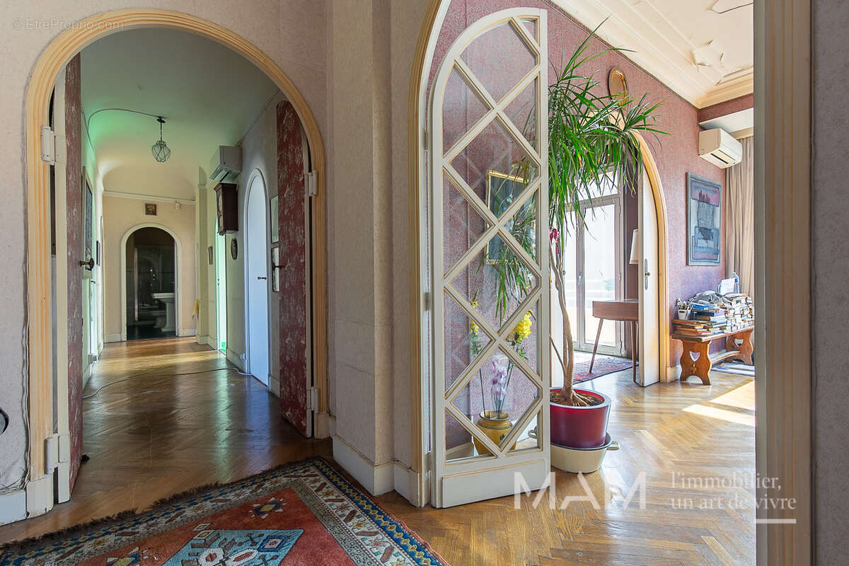Appartement à MARSEILLE-7E