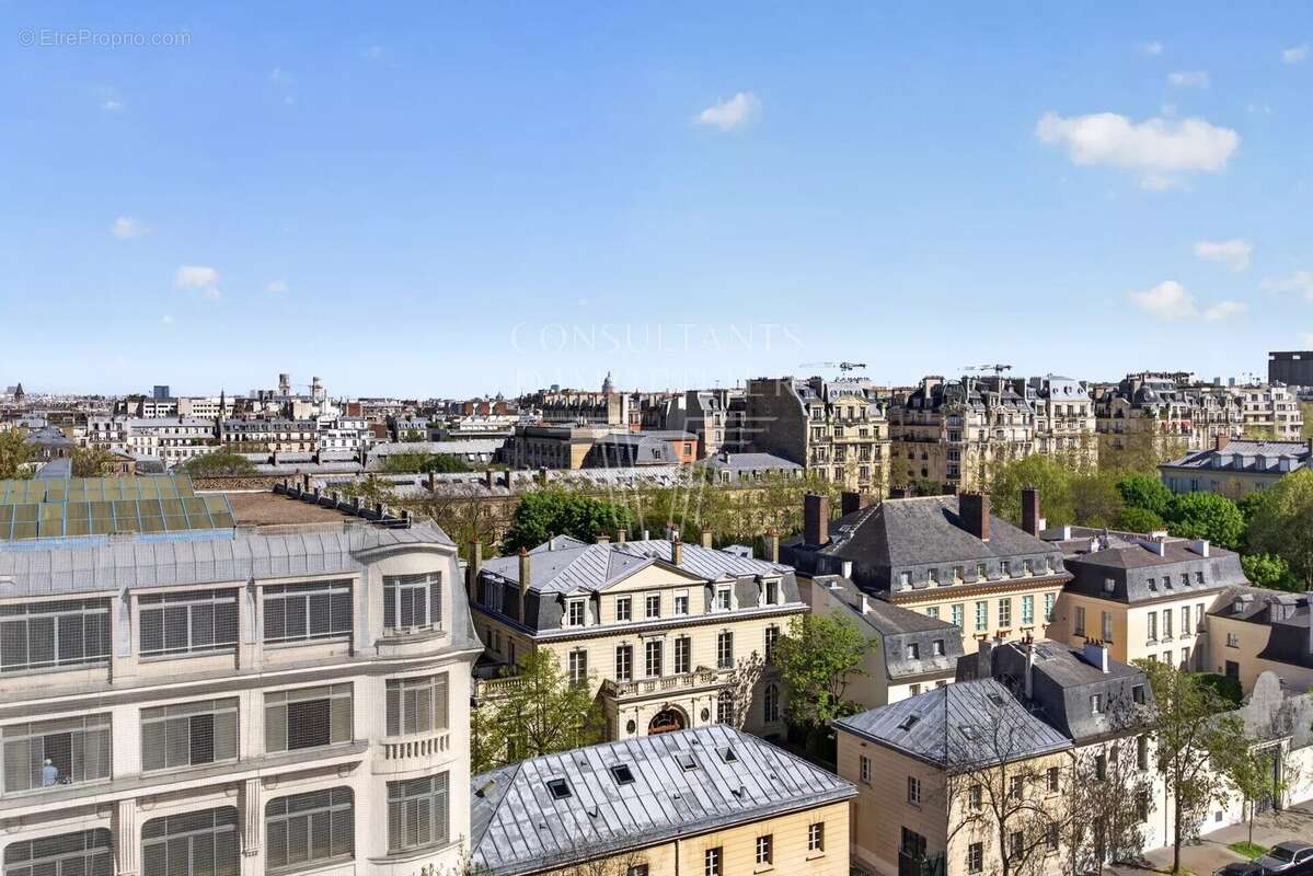 Appartement à PARIS-7E