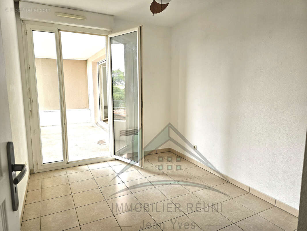 Un cadre de vie confortable et serein, à deux pas du centre-ville d’istres! - photo 8
