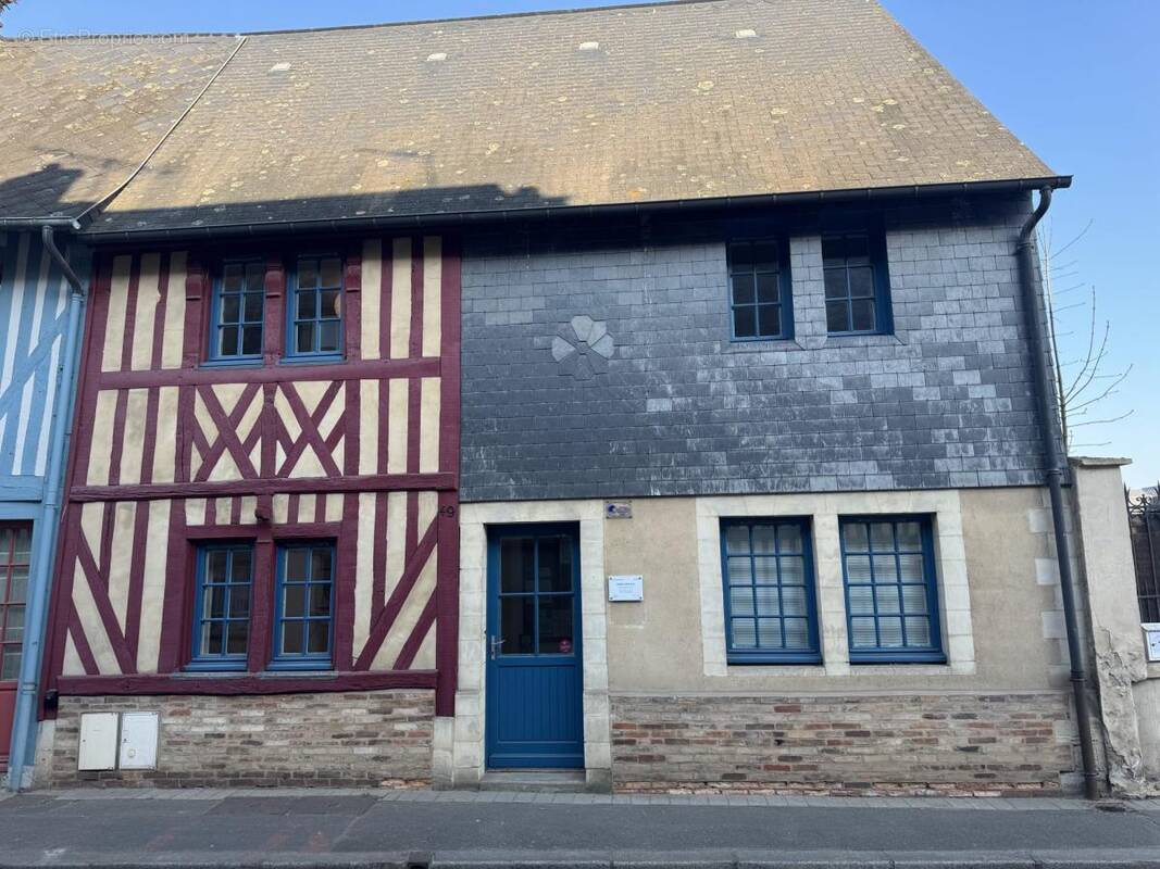 Maison à PONT-L'EVEQUE