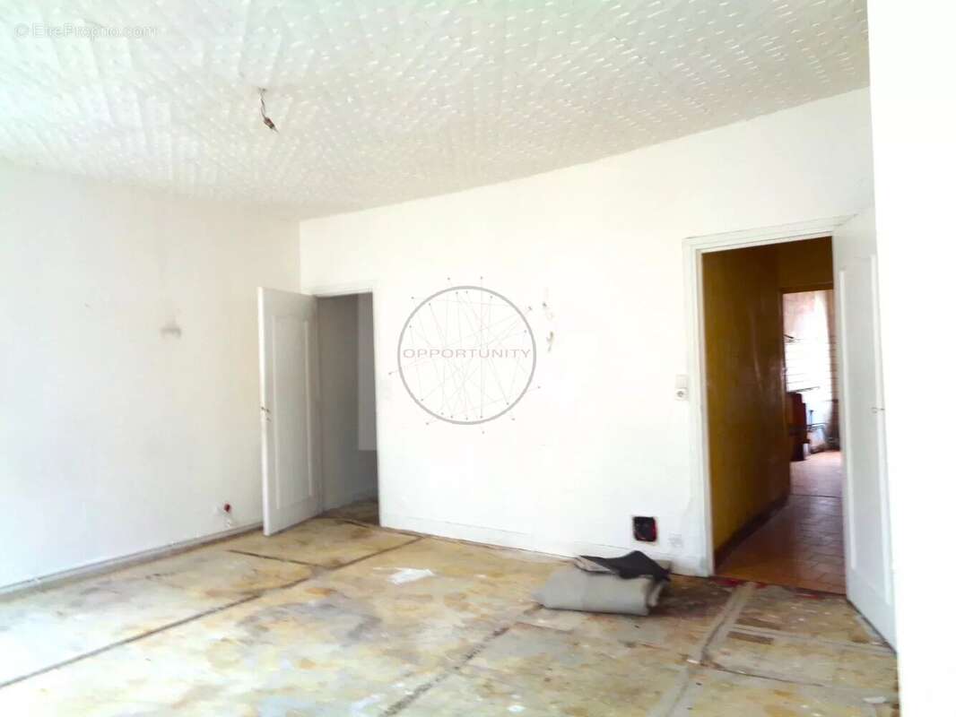 Appartement à LA FERTE-GAUCHER