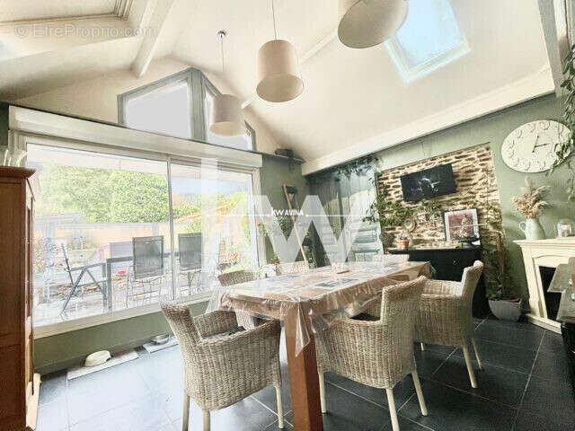 Maison 159 m² à Conde-Sur-L'escaut  - photo 7
