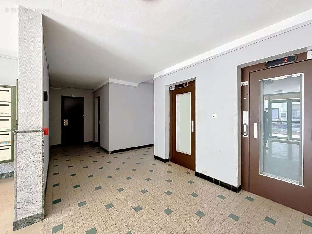 Appartement avec balcon et parking vendu loué - photo 10
