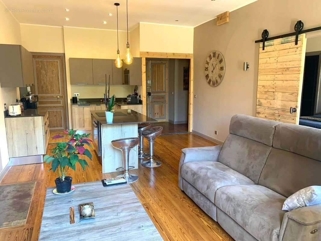 Appartement à SOSPEL