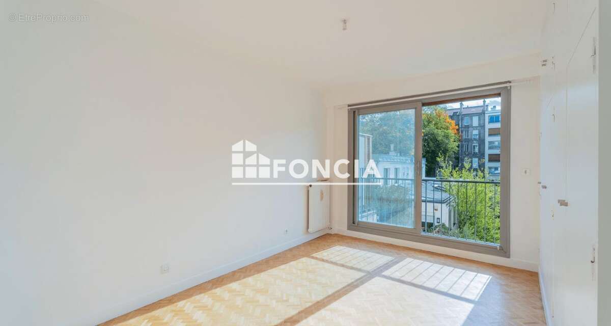 Appartement à BOULOGNE-BILLANCOURT