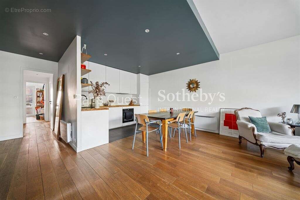 Appartement à NEUILLY-SUR-SEINE